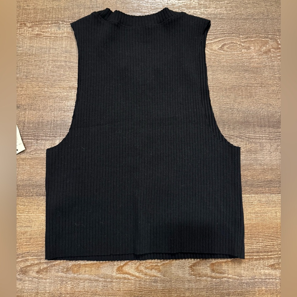 Women’s aerie ribbed tank black size medium - Picture 2 of 3